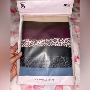 Victoria's Secret Neutral, Brown, Wine & Blue Headband/Scarf Set